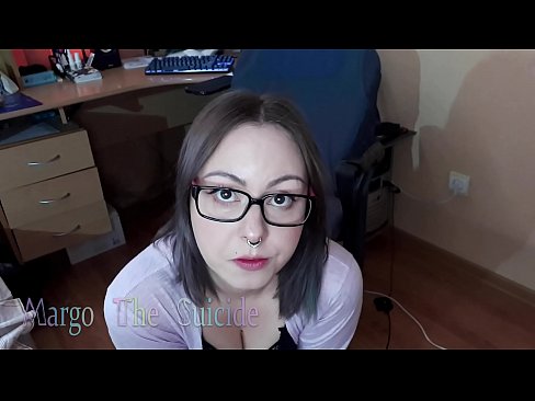 ❤️ Noia sexy amb ulleres xucla un consolador profundament davant la càmera ❤❌ Vídeo porno al ca.full-porner.ru ❌️